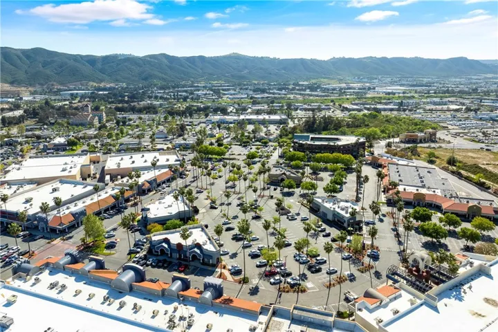 42140 Lyndie Lane 6, Temecula, California 92591