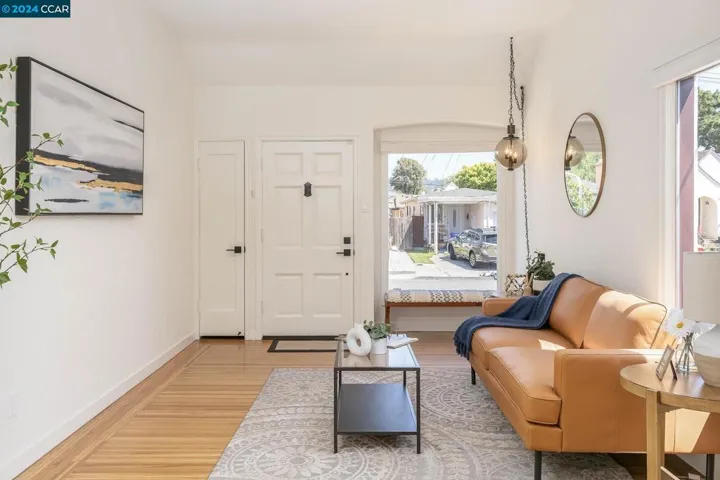 533 27th St, Richmond, California 94804