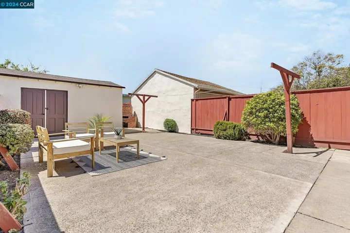 533 27th St, Richmond, California 94804
