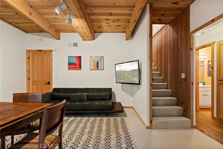 26974 Tunnel Drive, Lake Arrowhead, California 92352
