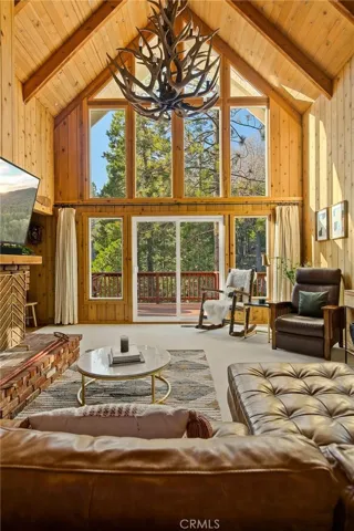 26974 Tunnel Drive, Lake Arrowhead, California 92352