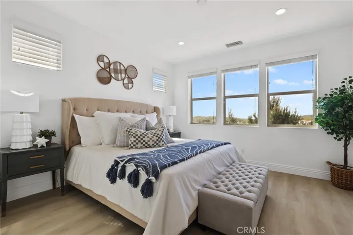 67 Fuchsia, Lake Forest, California 92630