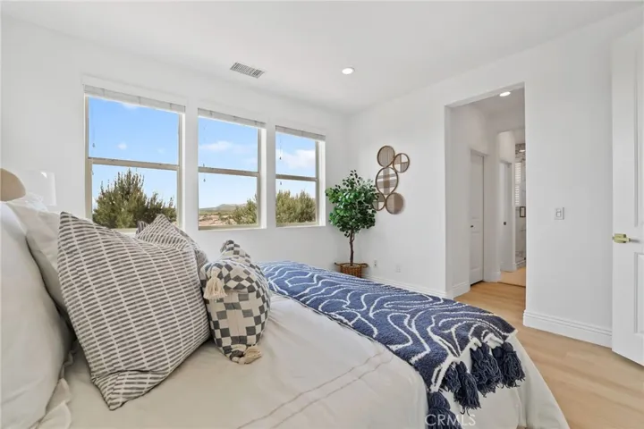 67 Fuchsia, Lake Forest, California 92630