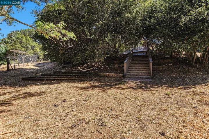 26233 Clover Rd, Hayward, California 94542