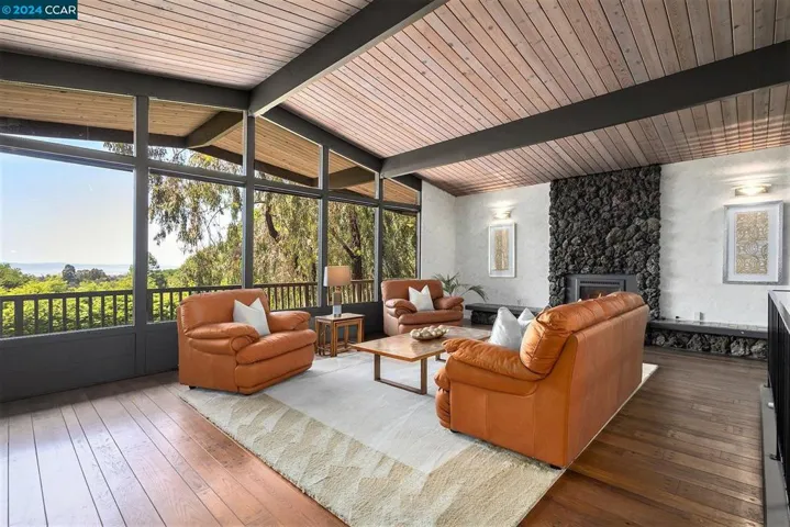 26233 Clover Rd, Hayward, California 94542