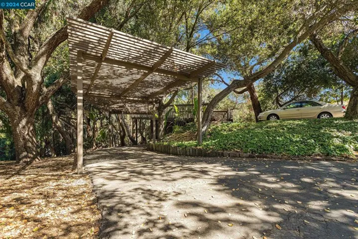 26233 Clover Rd, Hayward, California 94542