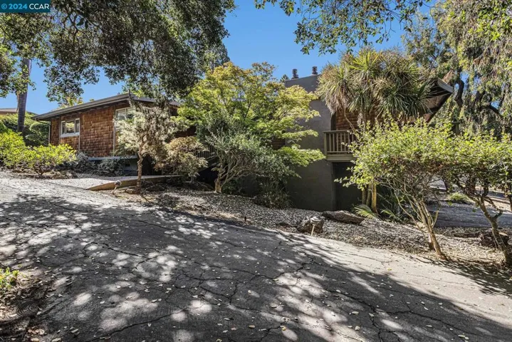 26233 Clover Rd, Hayward, California 94542
