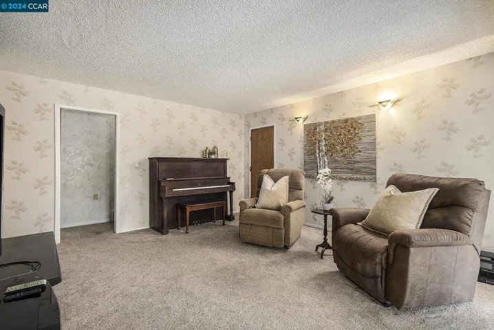 26233 Clover Rd, Hayward, California 94542
