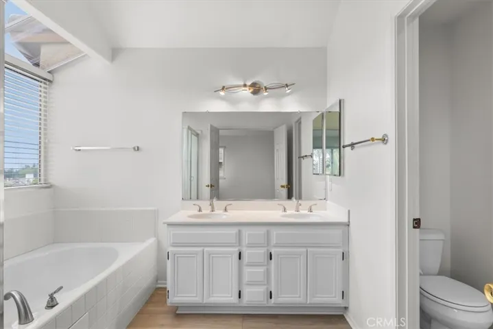 11 Saddleridge, Aliso Viejo, California 92656