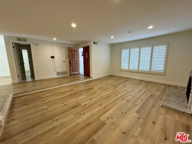 3045 Stoner Avenue, Los Angeles, California 90066