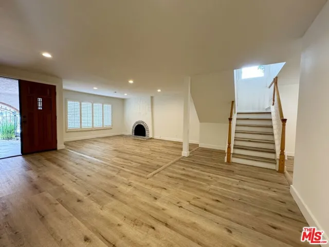 3045 Stoner Avenue, Los Angeles, California 90066