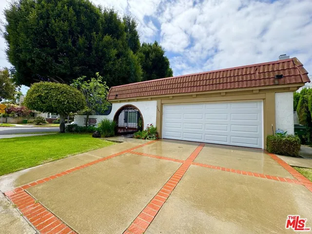 3045 Stoner Avenue, Los Angeles, California 90066