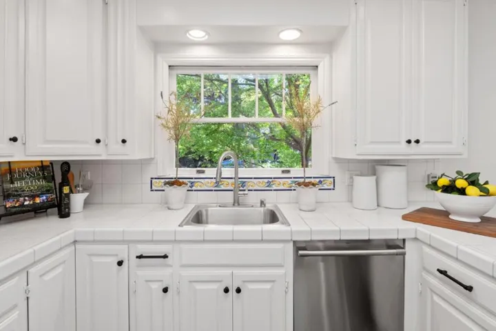 1360 Emerson Street, Palo Alto, California 94301