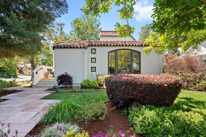 1360 Emerson Street, Palo Alto, California 94301