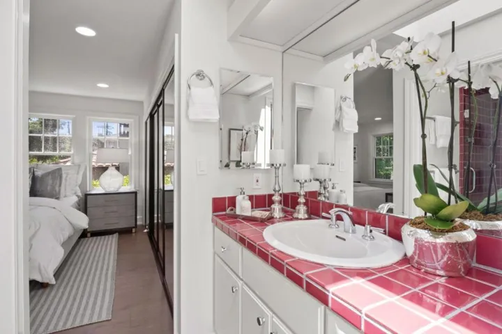 1360 Emerson Street, Palo Alto, California 94301