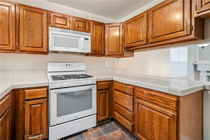 43649 Park Avenue, Lancaster, California 93534