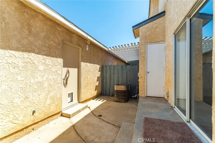 43649 Park Avenue, Lancaster, California 93534