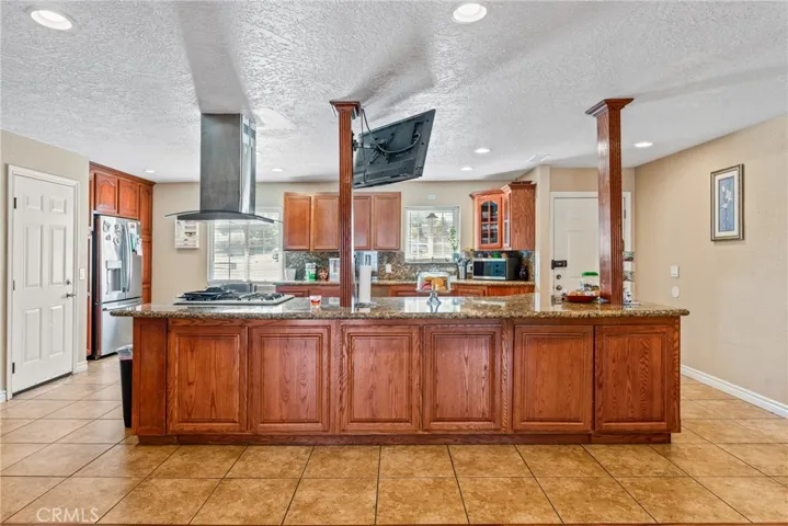 15940 Minnetonka Street, Victorville, California 92395