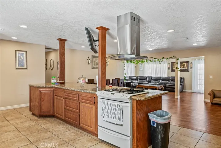 15940 Minnetonka Street, Victorville, California 92395