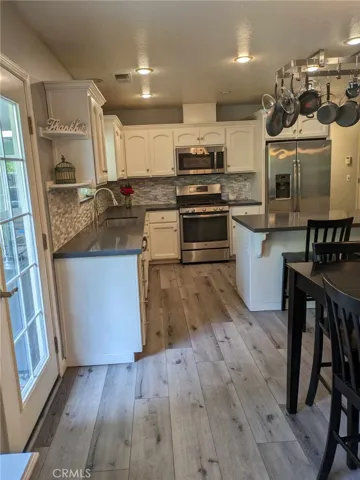 2806 Apple Valley Court, Atwater, California 95301
