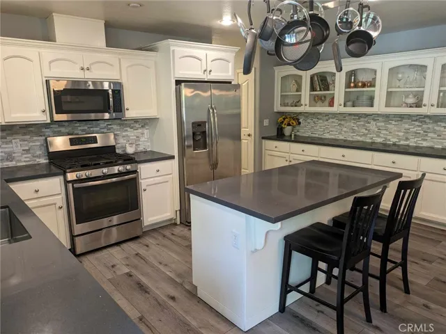 2806 Apple Valley Court, Atwater, California 95301