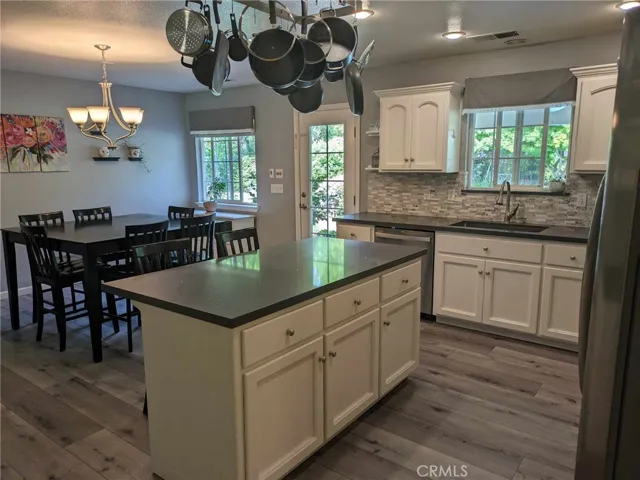 2806 Apple Valley Court, Atwater, California 95301