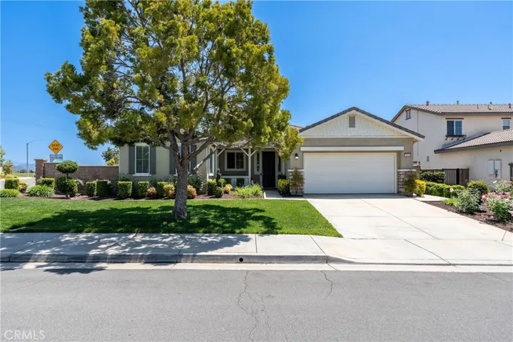 35616 Hawkeye Street, Murrieta, California 92563