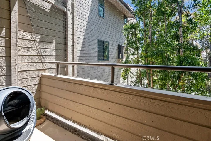 13331 Moorpark Street 315, Sherman Oaks, California 91423