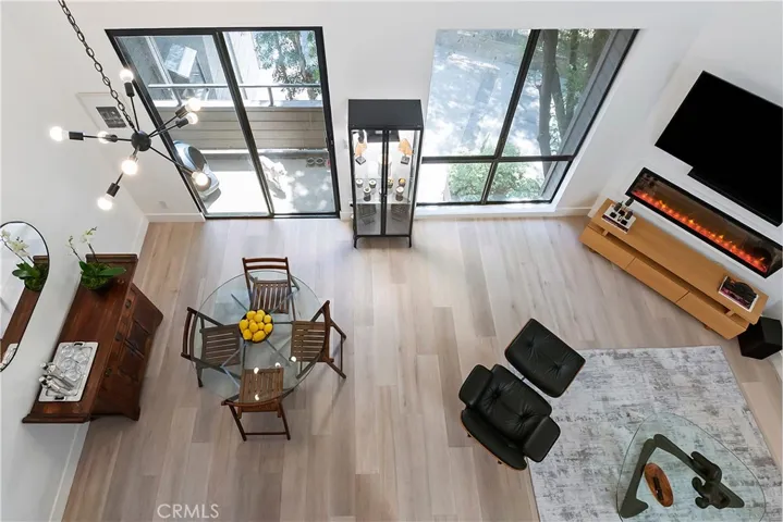 13331 Moorpark Street 315, Sherman Oaks, California 91423