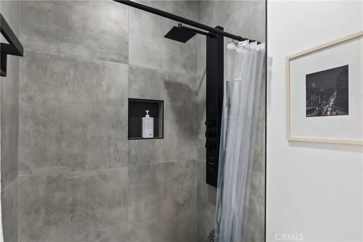 13331 Moorpark Street 315, Sherman Oaks, California 91423