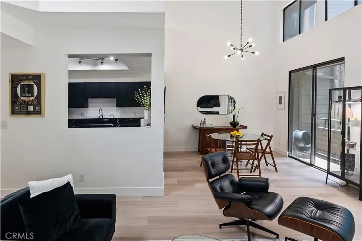 13331 Moorpark Street 315, Sherman Oaks, California 91423