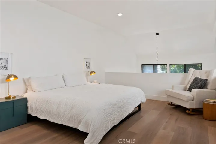 13331 Moorpark Street 315, Sherman Oaks, California 91423