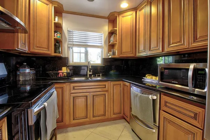 17 N Claremont Avenue, San Jose, California 95127