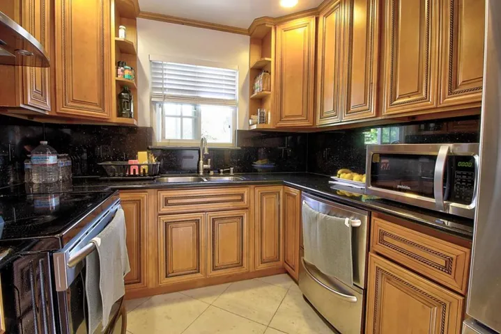 17 N Claremont Avenue, San Jose, California 95127