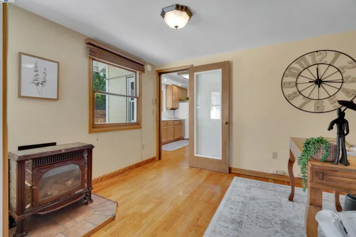 2440 Wilbur, Oakland, California 94602-3027