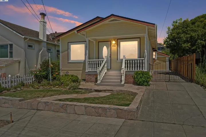 2440 Wilbur, Oakland, California 94602-3027
