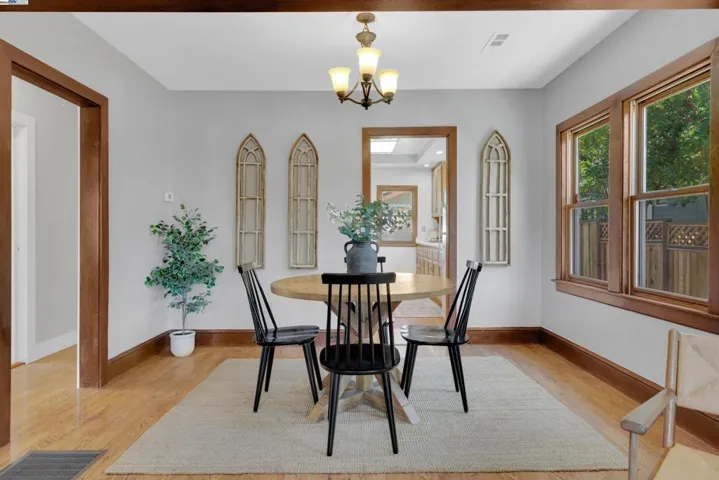 2440 Wilbur, Oakland, California 94602-3027