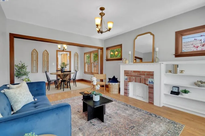2440 Wilbur, Oakland, California 94602-3027