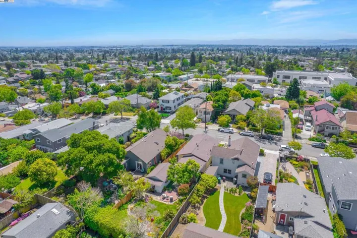 2440 Wilbur, Oakland, California 94602-3027