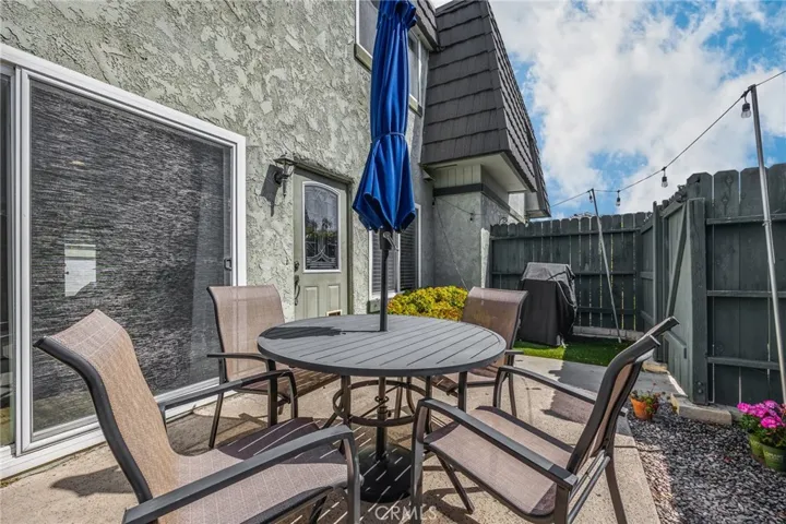 1618 Iowa Street C, Costa Mesa, California 92626