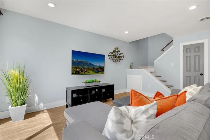 1618 Iowa Street C, Costa Mesa, California 92626