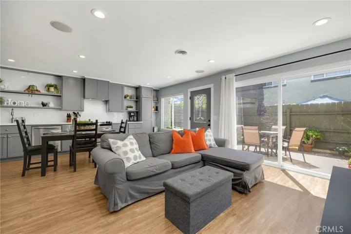 1618 Iowa Street C, Costa Mesa, California 92626