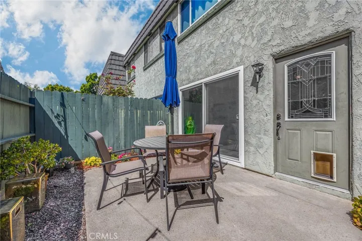 1618 Iowa Street C, Costa Mesa, California 92626