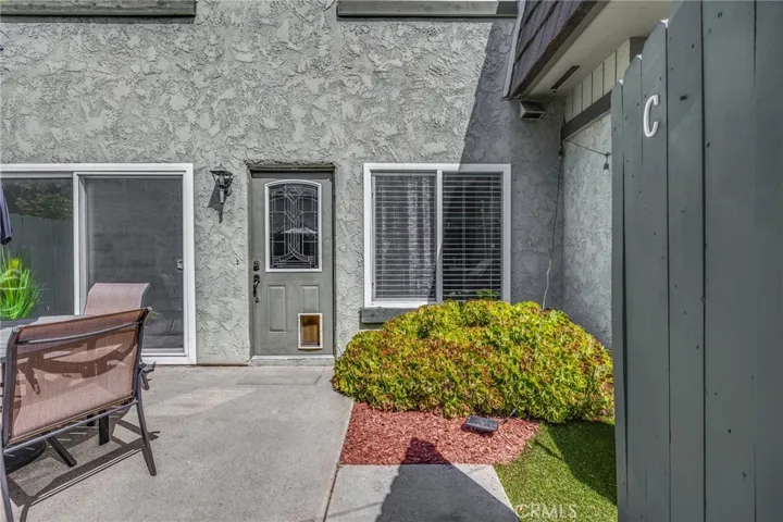 1618 Iowa Street C, Costa Mesa, California 92626