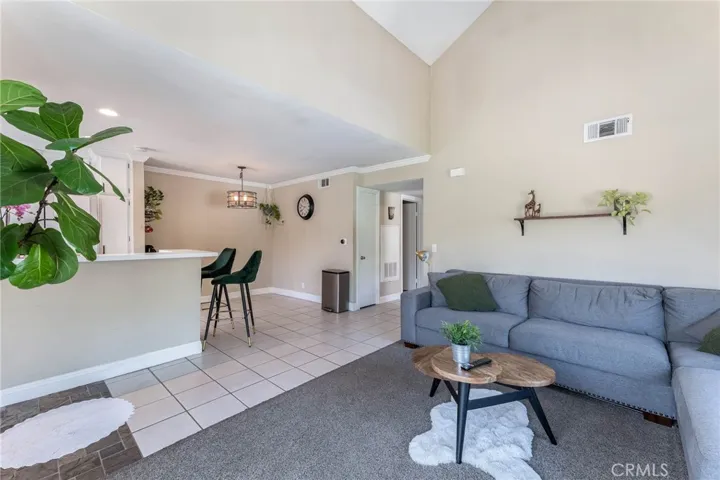 21226 Trumpet Drive 201, Newhall, California 91321