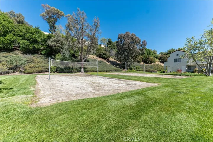 21226 Trumpet Drive 201, Newhall, California 91321