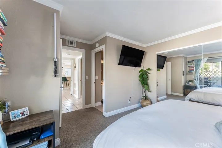 21226 Trumpet Drive 201, Newhall, California 91321
