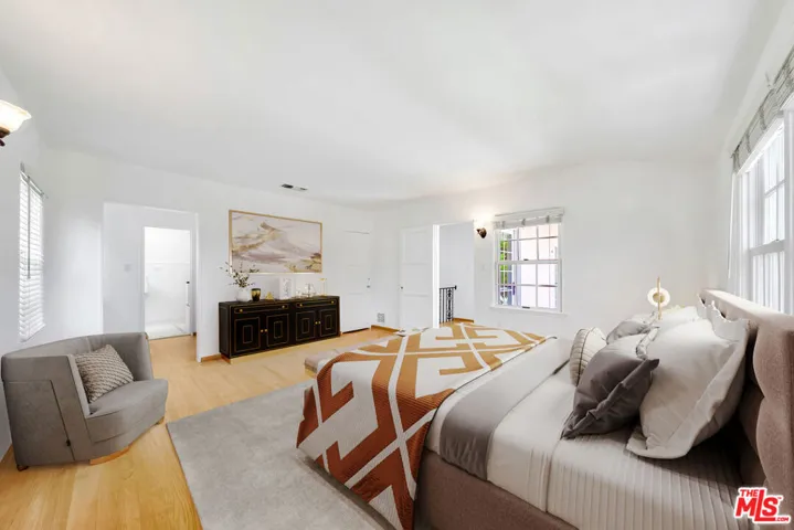 Virtual Staging