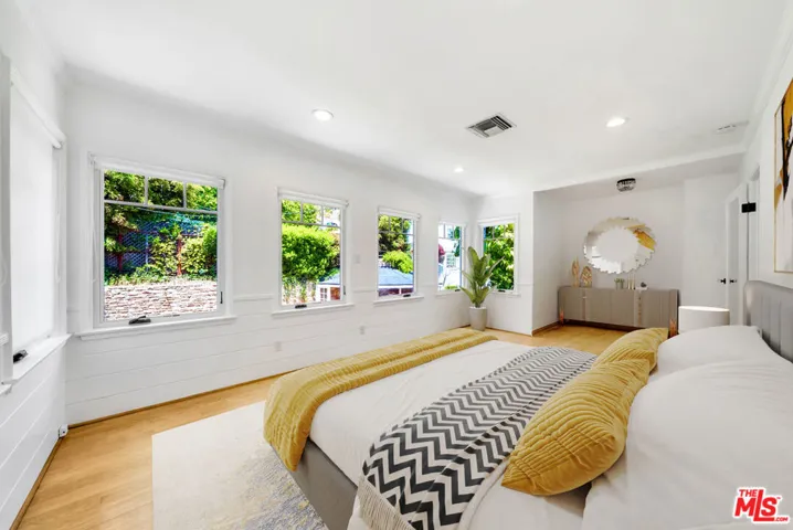 Virtual Staging