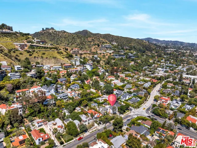 7907 Hollywood Boulevard, Los Angeles, California 90046
